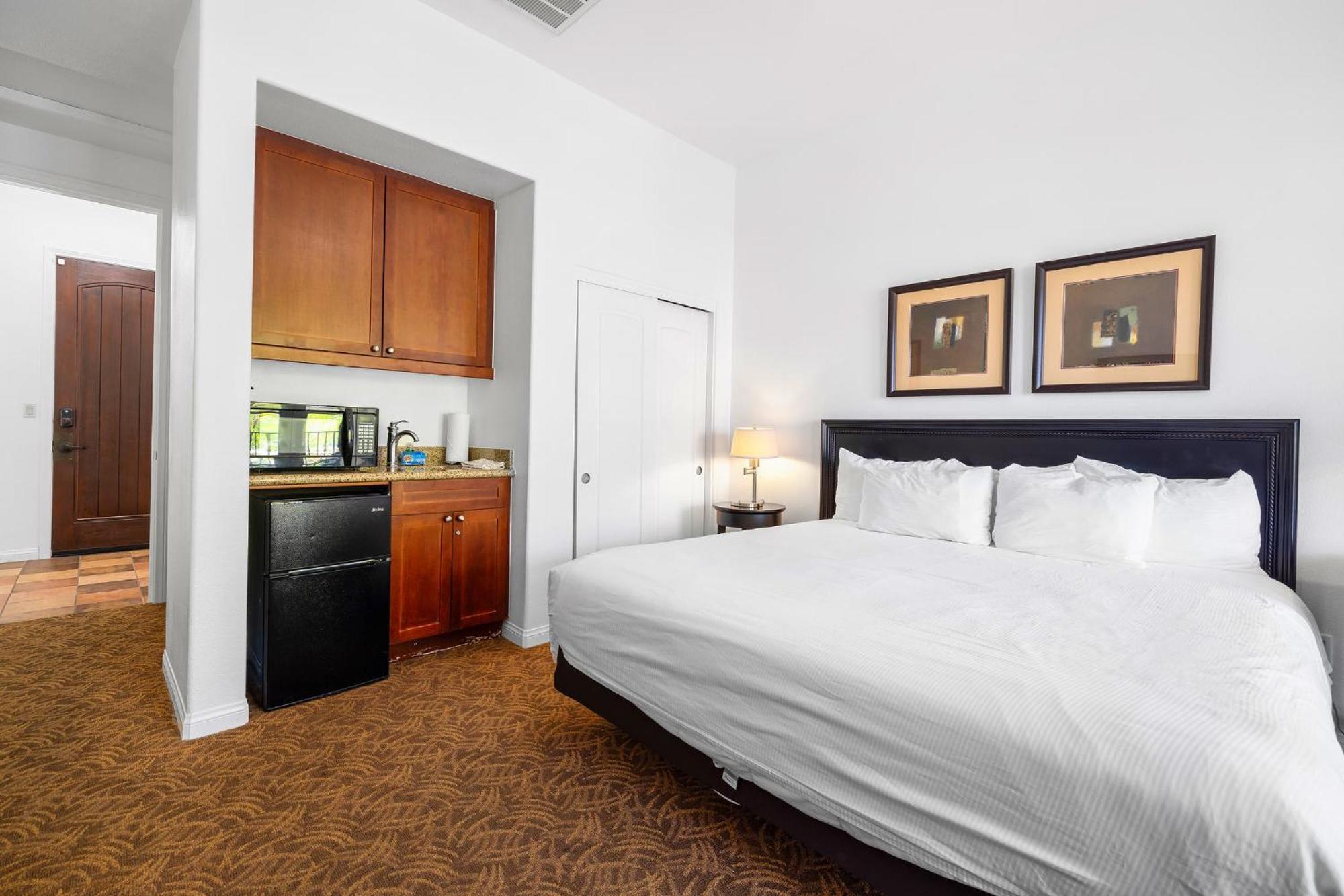 Lv030 Private Upstairs Studio W Mountain Views ลากินตา ภายนอก รูปภาพ